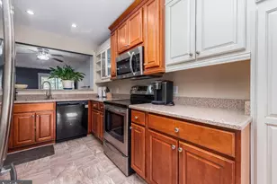 4750 Dorsey Hall Dr, Ellicott City, MD 21042 - Photo 5