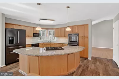 6913 Annabel Court, Columbia, MD 21044 - Photo 7