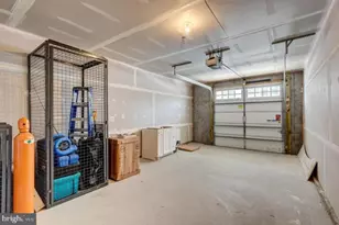 8911 Carls Ct, Ellicott City, MD 21043 - Photo 31