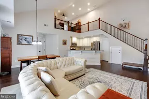 8911 Carls Ct, Ellicott City, MD 21043 - Photo 9