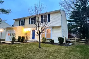 7927 Red Jacket Way, Jessup, MD 20794 - Photo 5