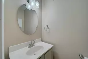 6025 Hosta Ct, Elkridge, MD 21075 - Photo 11