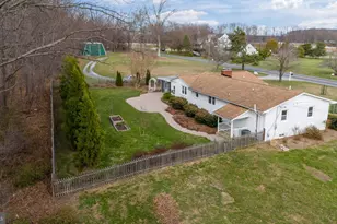720 W Watersville Rd, Mount Airy, MD 21771 - Photo 3