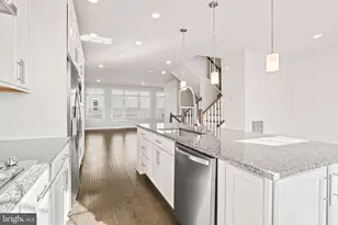 6015 Hidden Mdw, Ellicott City, MD 21043 - Photo 3