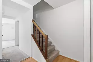 7038 Knighthood Ln, Columbia, MD 21045 - Photo 5