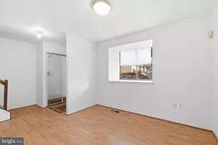 7038 Knighthood Ln, Columbia, MD 21045 - Photo 9