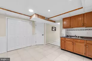 7803 Breakstone Ct, Ellicott City, MD 21043 - Photo 45