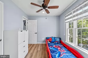 7803 Breakstone Ct, Ellicott City, MD 21043 - Photo 27