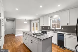 3662 Blackberry Ln, Ellicott City, MD 21042 - Photo 9