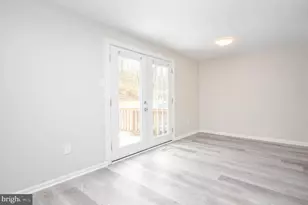 6352 Greenfield Rd, Elkridge, MD 21075 - Photo 9