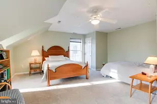 9805 Jessica Ln, Ellicott City, MD 21042 - Photo 45