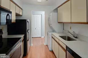 8360 Montgomery Run Rd, Ellicott City, MD 21043 - Photo 7