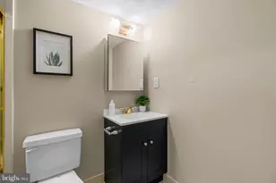 8717 Hayshed Ln, Columbia, MD 21045 - Photo 19