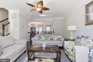 7549 Hearthside Way, Elkridge, MD 21075 - Photo 3