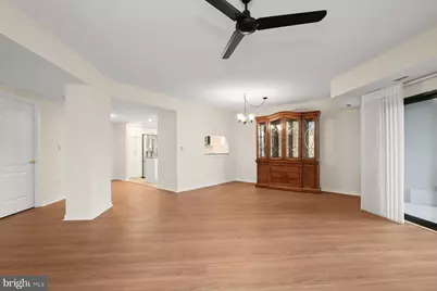 10001 Windstream Drive #404, Columbia, MD 21044 - Photo 9