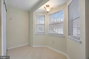 5839 Wyndham Cir, Columbia, MD 21044 - Photo 19