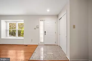 11521 Shell Flower Ln E, Columbia, MD 21044 - Photo 7