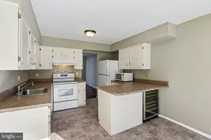 7353 Broken Staff, Columbia, MD 21045 - Photo 9