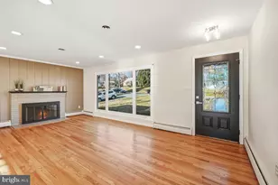 5113 Avoca Ave, Ellicott City, MD 21043 - Photo 9