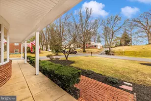 9320 Rock Meadow Dr, Ellicott City, MD 21042 - Photo 3