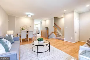 10211 Pembroke Grn Pl, Columbia, MD 21044 - Photo 7