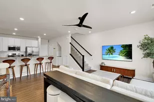 7722 Port Capital Dr, Elkridge, MD 21075 - Photo 5