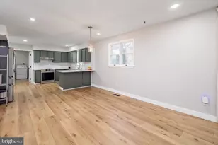 13722 Barberry Way, Sykesville, MD 21784 - Photo 7