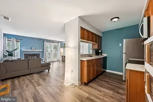 6025 Rock Glen Dr, Elkridge, MD 21075 - Photo 11