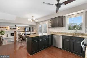 8302 Spring Blossom Ct, Laurel, MD 20723 - Photo 15