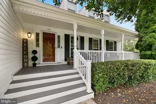 8302 Spring Blossom Ct, Laurel, MD 20723 - Photo 3