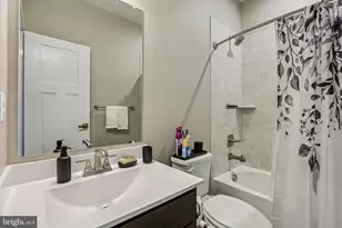 8002 Quail Rise Ln, Laurel, MD 20723 - Photo 25