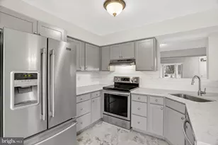 8772 Manahan Dr, Ellicott City, MD 21043 - Photo 7