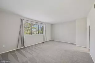 7035 Knighthood Ln, Columbia, MD 21045 - Photo 9