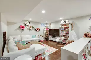 10926 White Dahlia Dr, Woodstock, MD 21163 - Photo 49