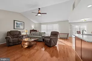 8953 Chapel Ave, Ellicott City, MD 21043 - Photo 5