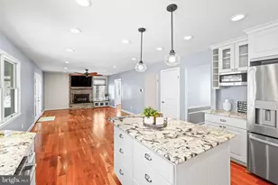 3220 Wood Stream Ln, Ellicott City, MD 21042 - Photo 9