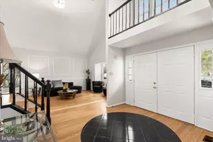 9606 Casper Ct E, Ellicott City, MD 21042 - Photo 7