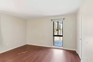 9641 White Acre Rd, Columbia, MD 21045 - Photo 11