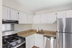 9641 White Acre Rd, Columbia, MD 21045 - Photo 9