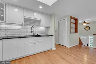 8856 Youngsea Pl, Columbia, MD 21045 - Photo 9