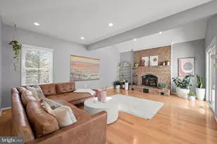 10153 Tanfield Ct, Ellicott City, MD 21042 - Photo 7