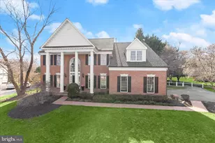 10312 Kingsway Ct, Ellicott City, MD 21042 - Photo 3