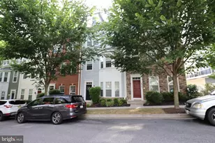 6041 Maple Hill Rd, Ellicott City, MD 21043 - Photo 3