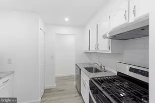 5909 Tamar Dr, Columbia, MD 21045 - Photo 9