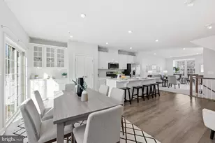 9590 Glen Oaks Ln, Columbia, MD 21046 - Photo 11