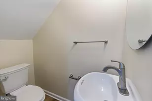 7388 Hickory Log Cir, Columbia, MD 21045 - Photo 21