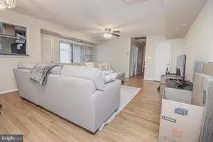 5478 Cedar Ln, Columbia, MD 21044 - Photo 3