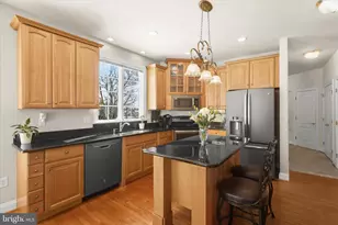 10800 Robin Lynn Dr, Ellicott City, MD 21042 - Photo 15