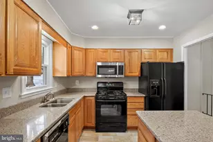 7926 Helmart Dr, Laurel, MD 20723 - Photo 11