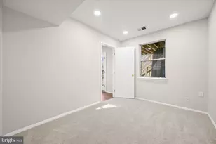 8106 Wooded Glen Ct, Ellicott City, MD 21043 - Photo 35